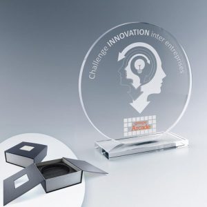 Trophée en verre sur socle